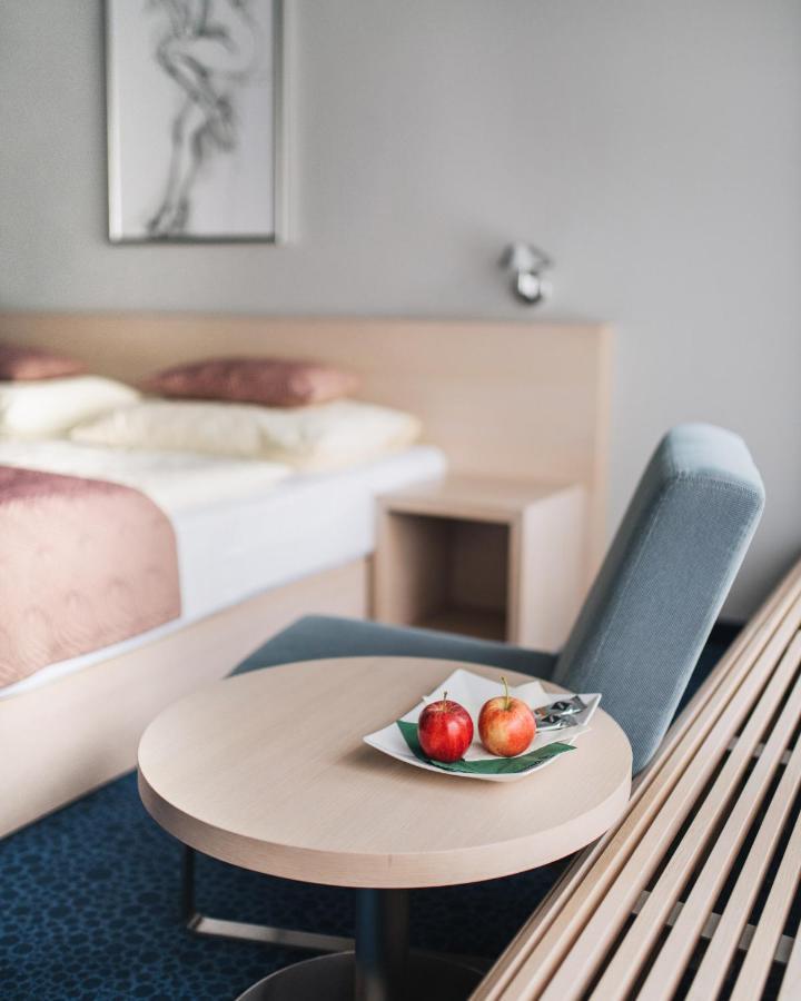 Hotel Split Kadaň Buitenkant foto