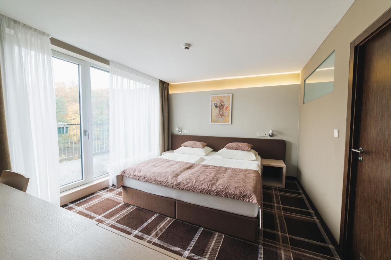 Hotel Split Kadaň Kamer foto
