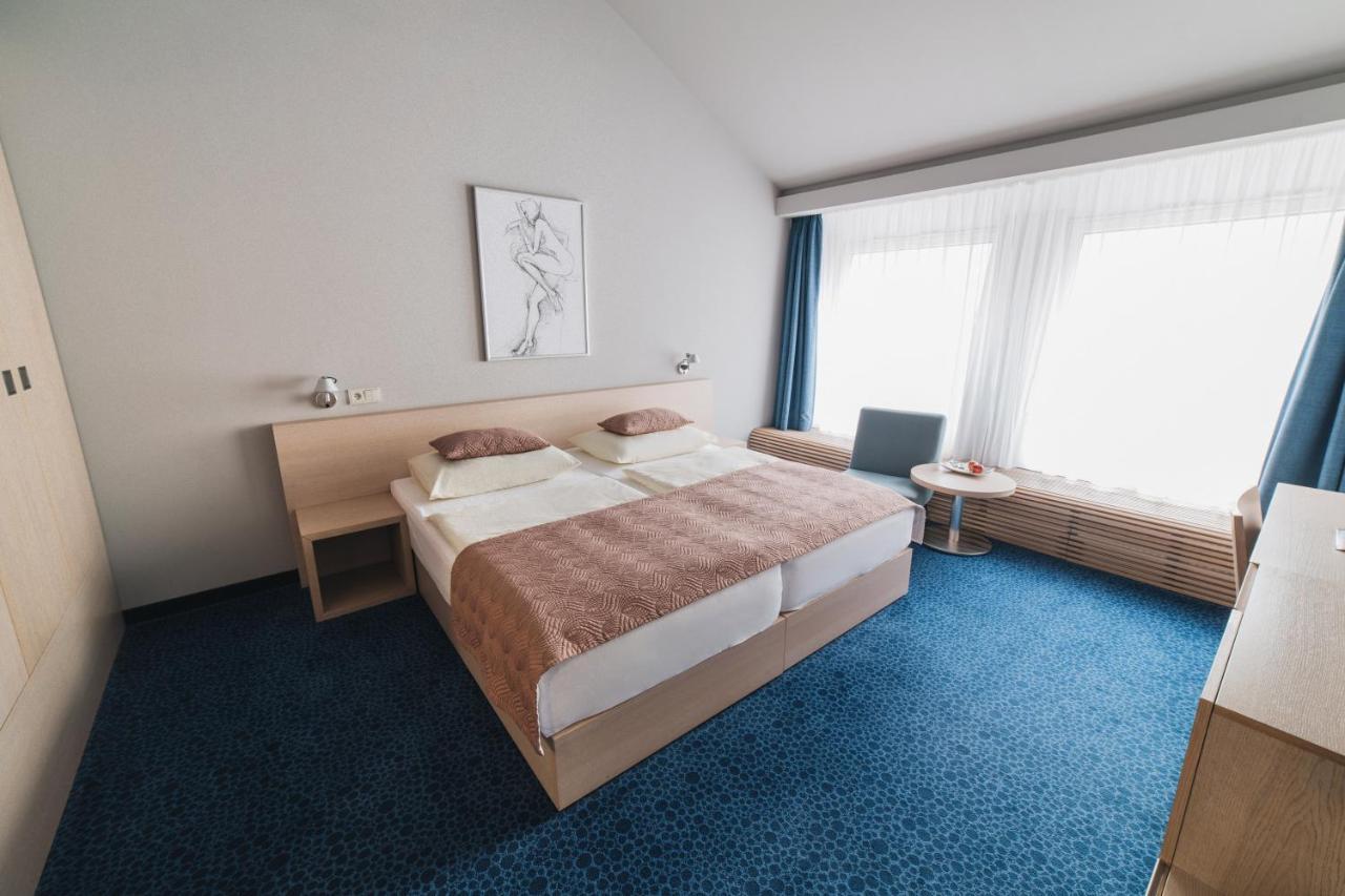 Hotel Split Kadaň Kamer foto