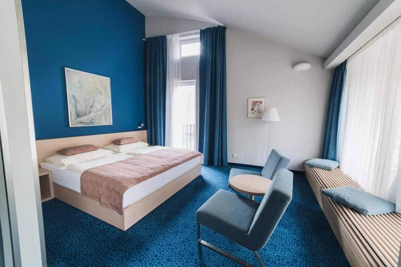 Hotel Split Kadaň Buitenkant foto