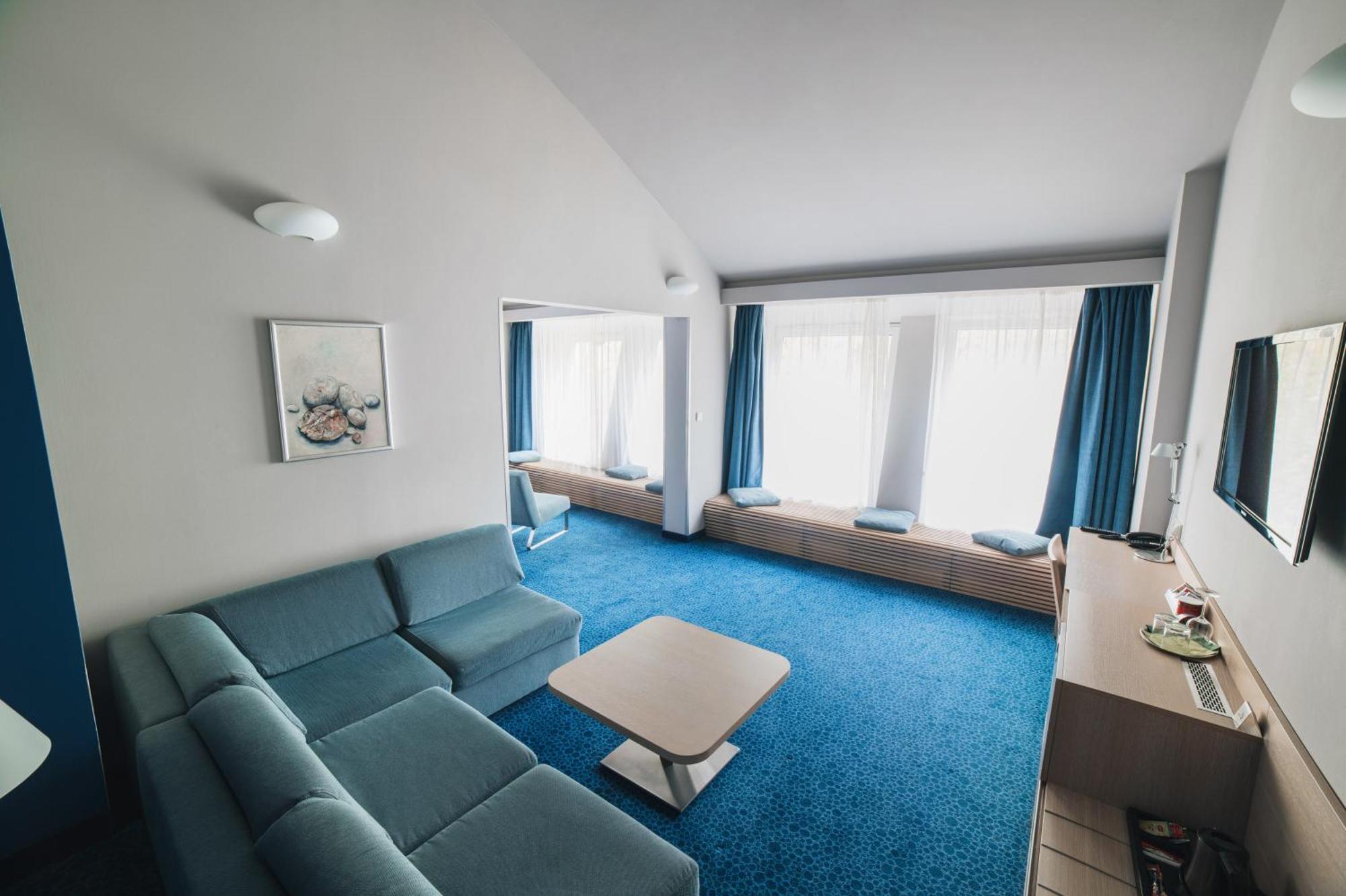Hotel Split Kadaň Buitenkant foto